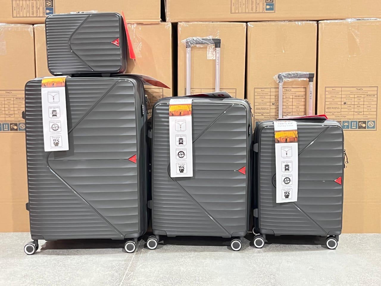 Swiss Sports Secure-tech 4w hardside trolley