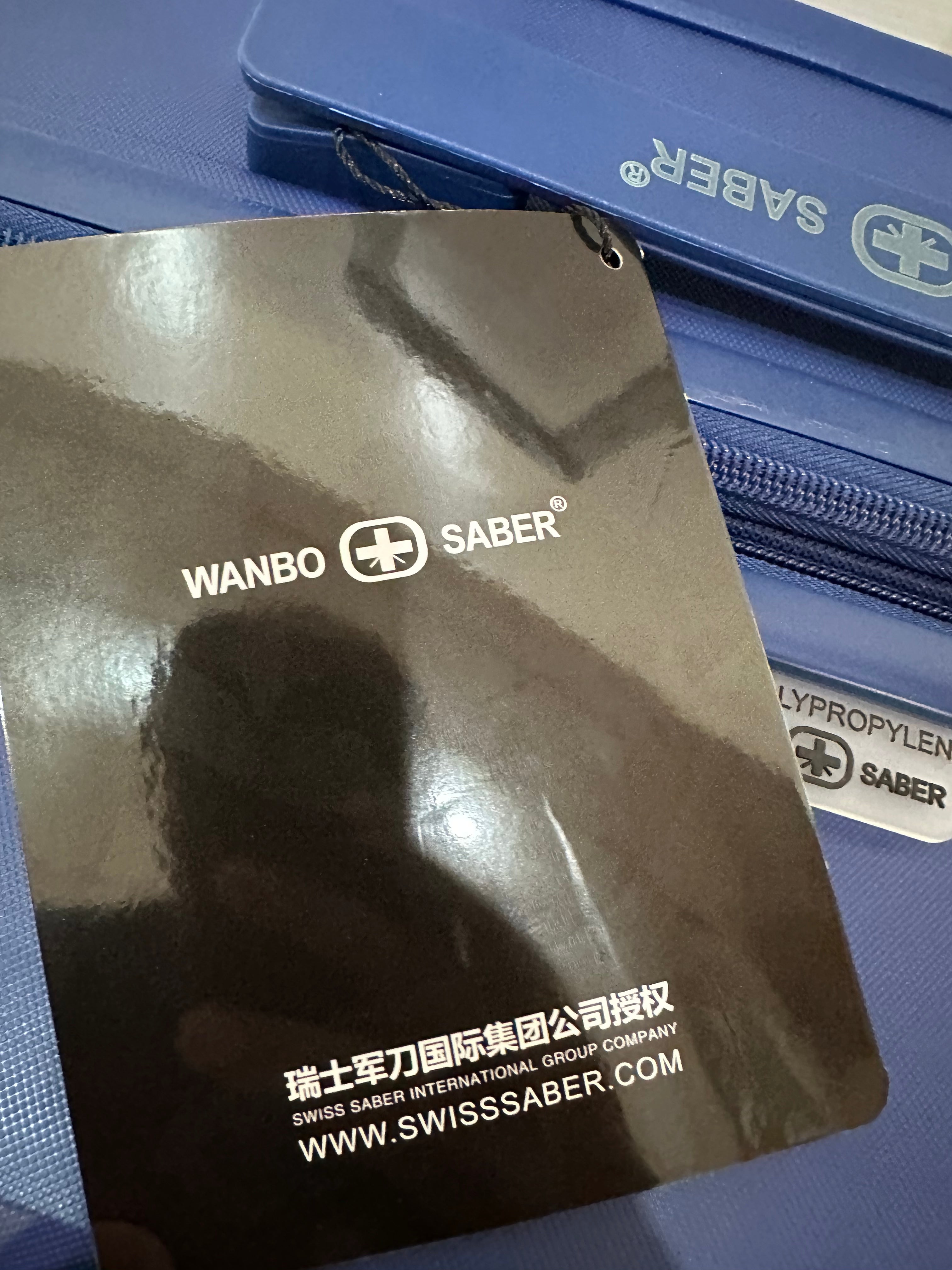 Wanbo sabre antitheft 4w hardside trolley