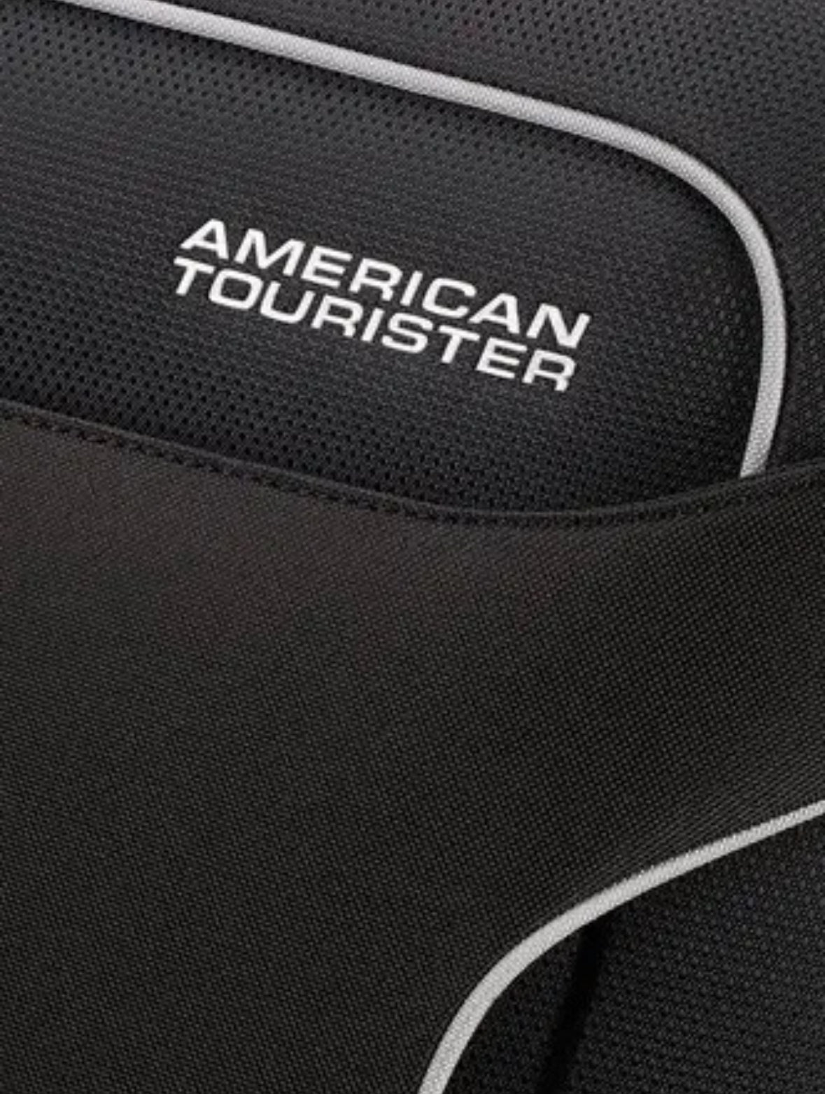 American tourister Holiday