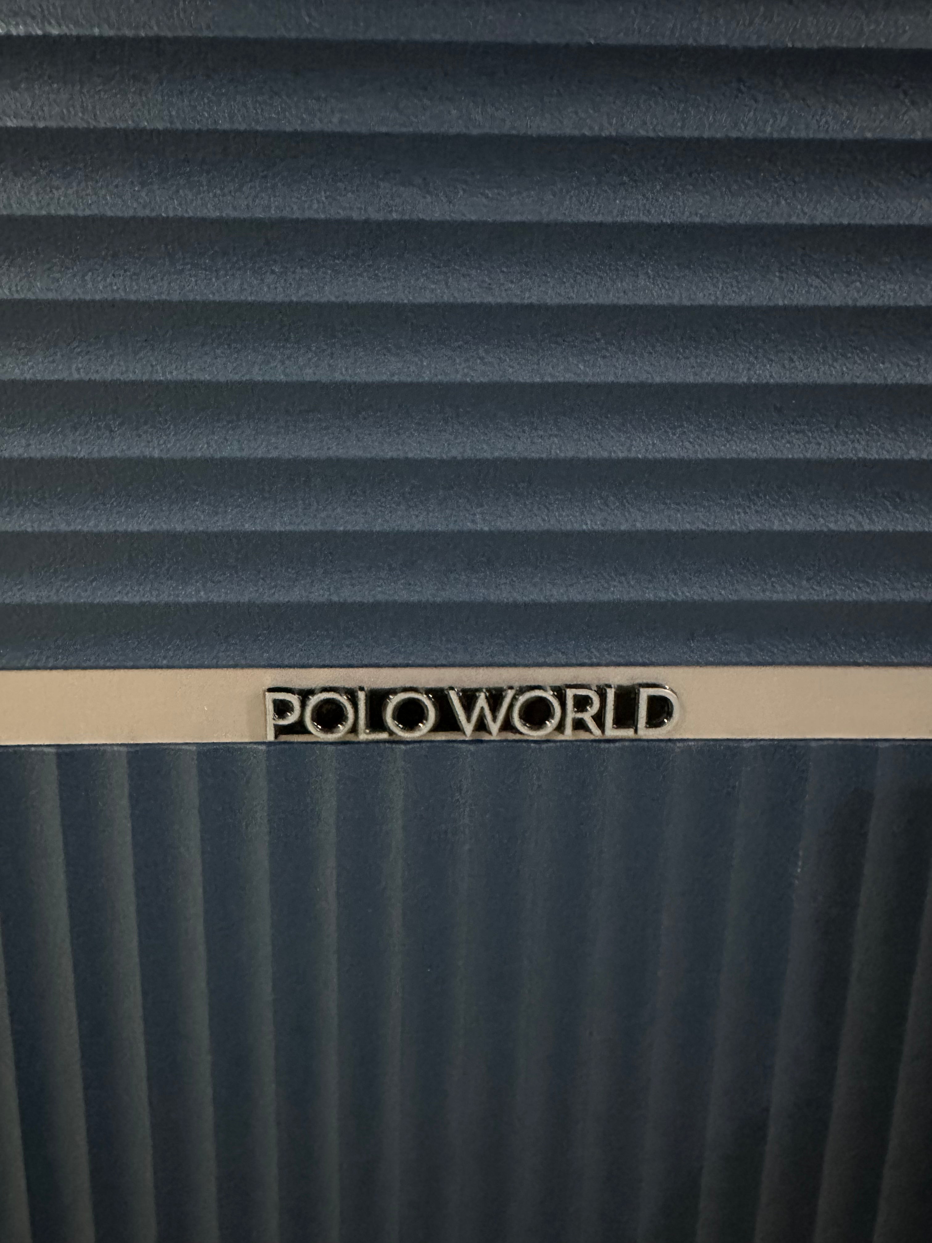 Polo world cabin size