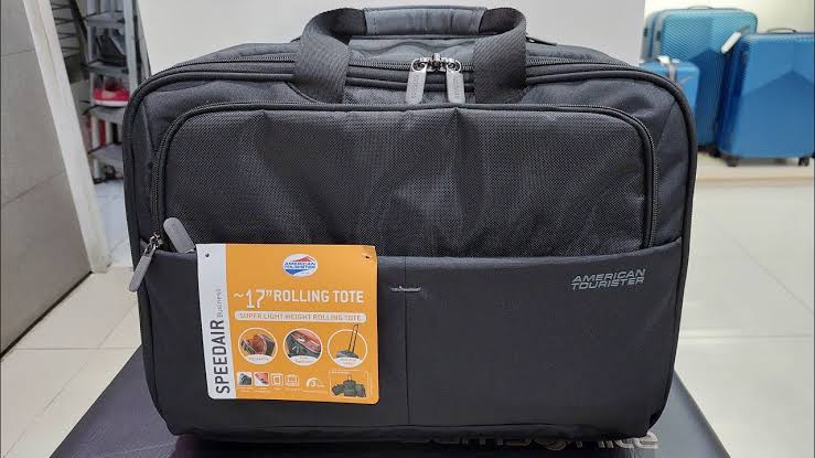 American tourister speed air laptop 15.4 inch