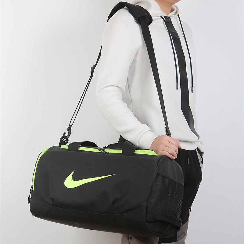 Nike duffle waterproof handbag