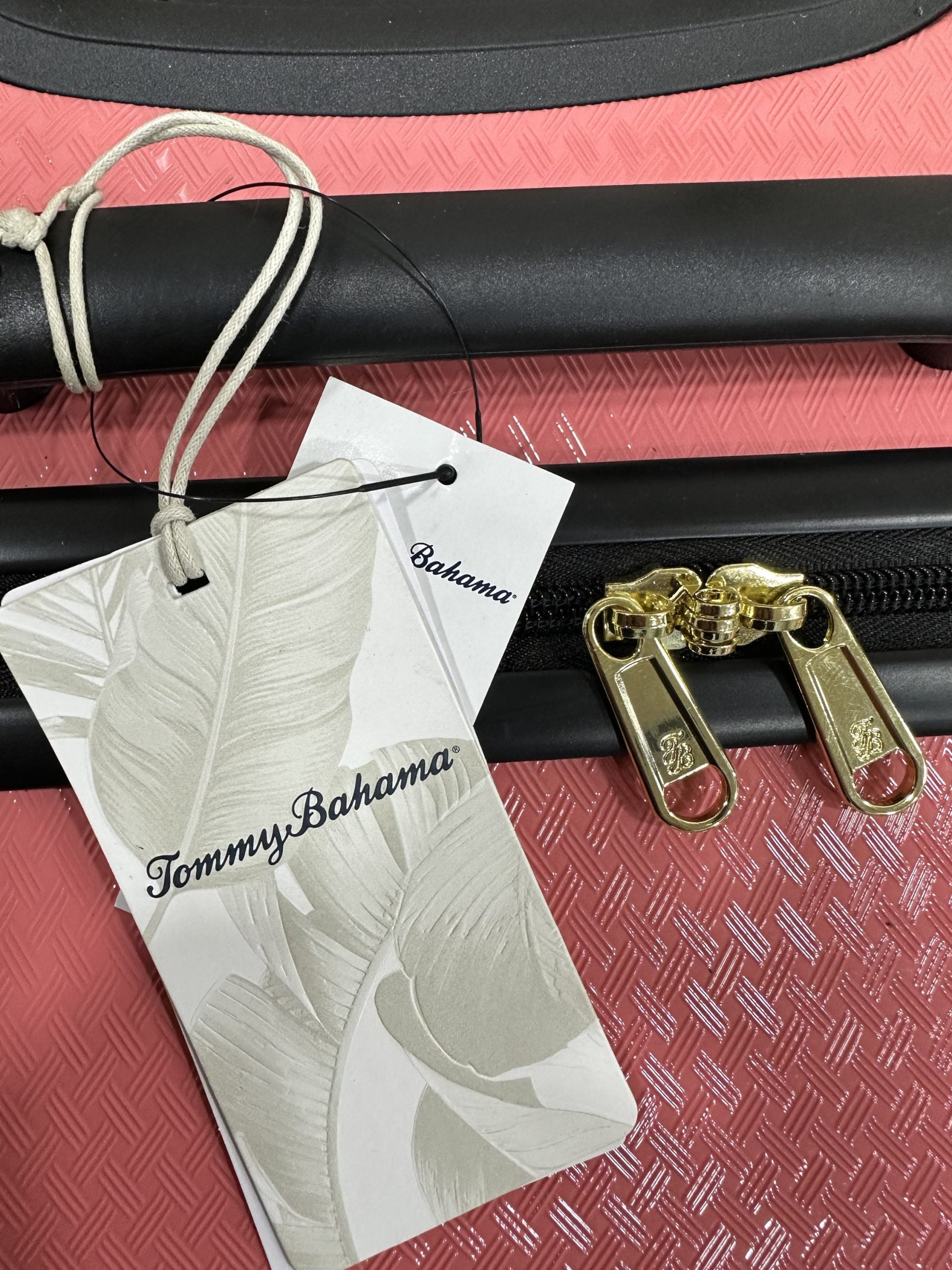 Tommy discount bahama wristlet